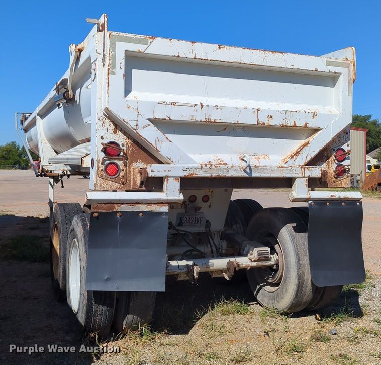 image for item LY9359 2014 Armor Lite SHD-32  end dump trailer