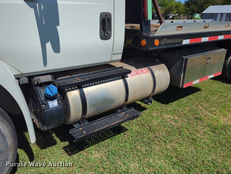 image for item LY9426 2016 International 4300 rollback truck