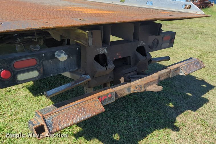 image for item LY9426 2016 International 4300 rollback truck