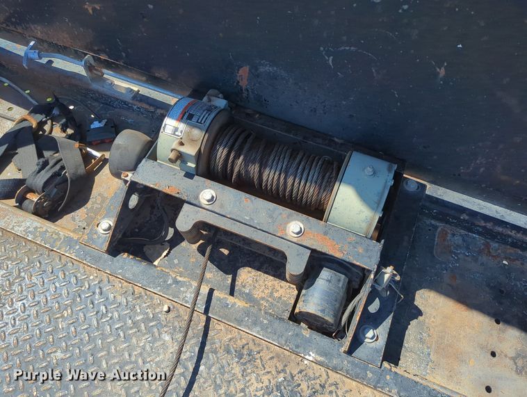 image for item LY9426 2016 International 4300 rollback truck