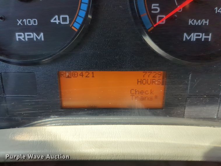 image for item LY9426 2016 International 4300 rollback truck