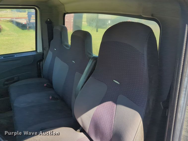 image for item LY9426 2016 International 4300 rollback truck