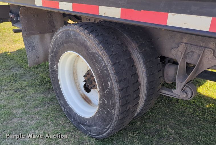 image for item LY9426 2016 International 4300 rollback truck