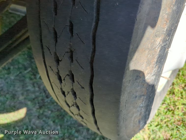 image for item LY9426 2016 International 4300 rollback truck