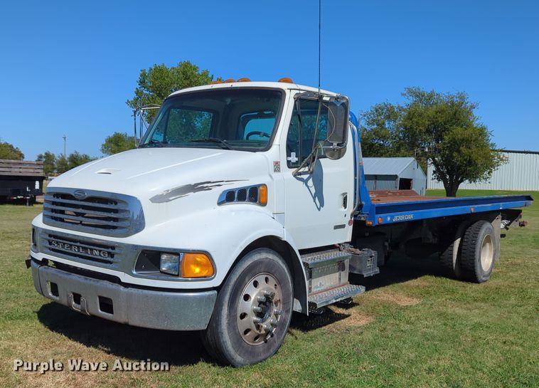 image for item LY9430 2005 Sterling Acterra rollback truck