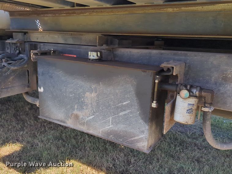 image for item LY9430 2005 Sterling Acterra rollback truck