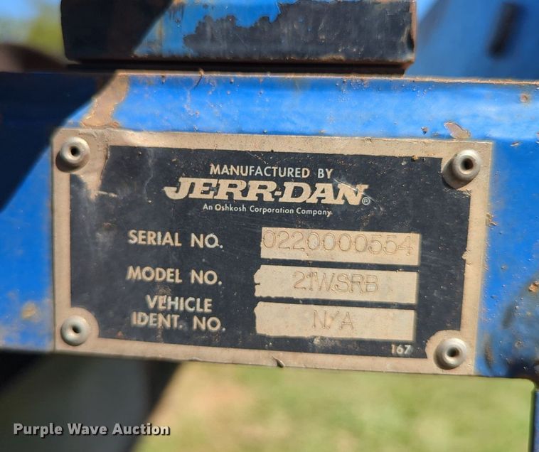 image for item LY9430 2005 Sterling Acterra rollback truck