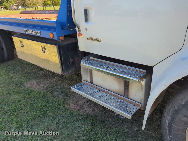 image for item LY9430 2005 Sterling Acterra rollback truck