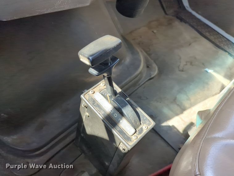 image for item LY9430 2005 Sterling Acterra rollback truck