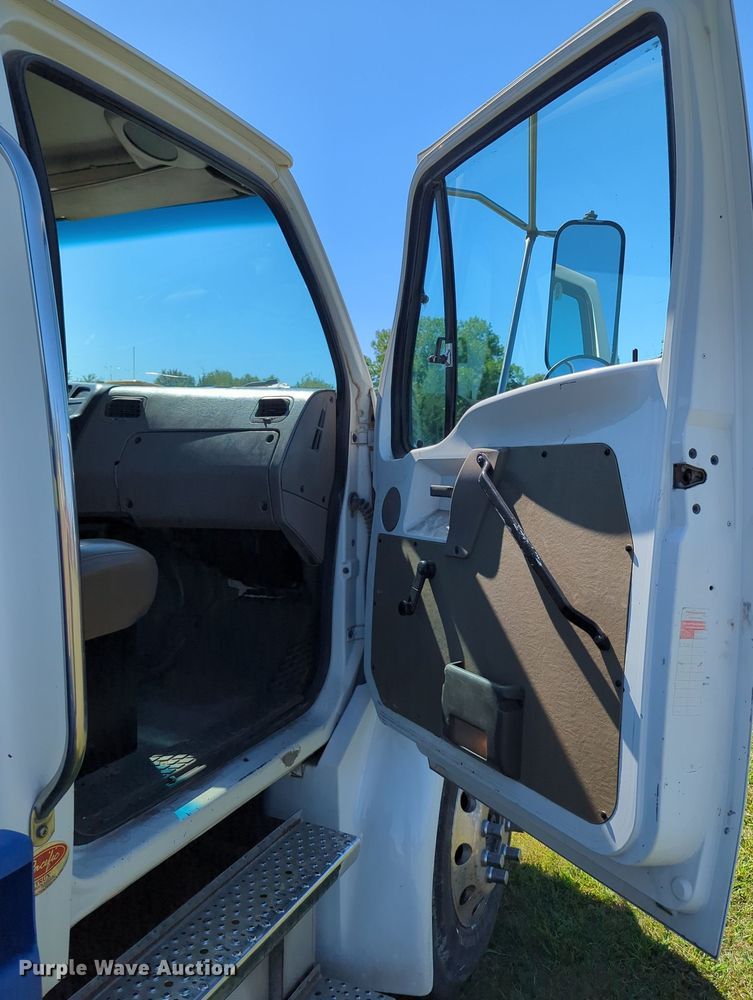 image for item LY9430 2005 Sterling Acterra rollback truck