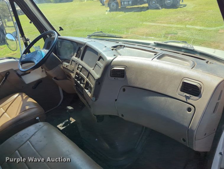 image for item LY9430 2005 Sterling Acterra rollback truck