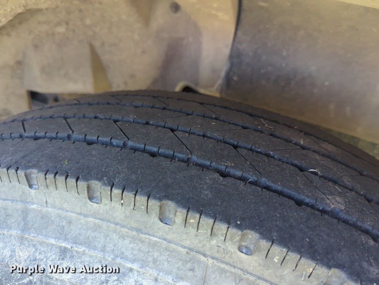 image for item LY9430 2005 Sterling Acterra rollback truck