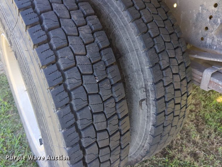 image for item LY9430 2005 Sterling Acterra rollback truck