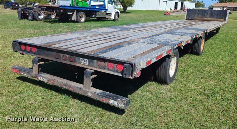 image for item LY9431 2011 Transcraft DTL-2100 drop deck equipment trailer