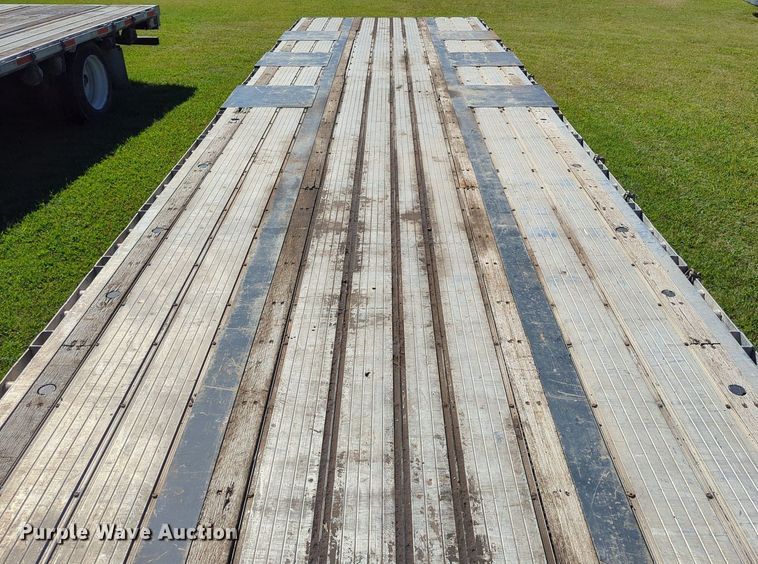 image for item LY9431 2011 Transcraft DTL-2100 drop deck equipment trailer