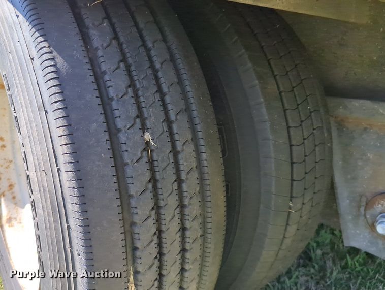 image for item LY9431 2011 Transcraft DTL-2100 drop deck equipment trailer