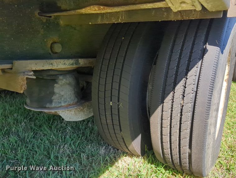 image for item LY9431 2011 Transcraft DTL-2100 drop deck equipment trailer