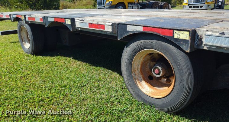 image for item LY9431 2011 Transcraft DTL-2100 drop deck equipment trailer