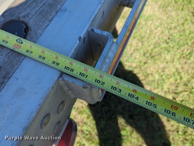 image for item LY9431 2011 Transcraft DTL-2100 drop deck equipment trailer