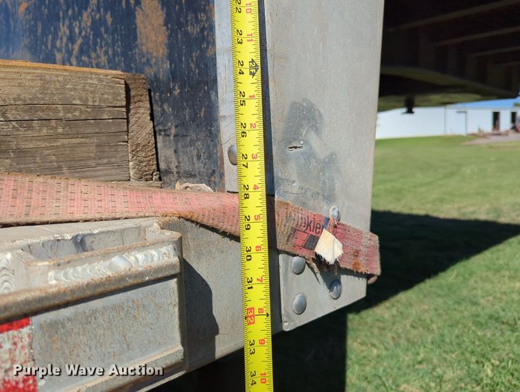 image for item LY9431 2011 Transcraft DTL-2100 drop deck equipment trailer