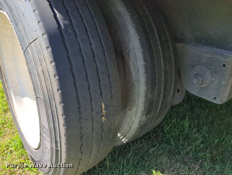 image for item LY9432 2013 Utility FS2C drop deck equipment trailer