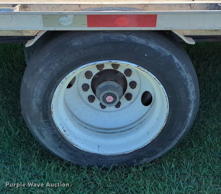 image for item LY9432 2013 Utility FS2C drop deck equipment trailer