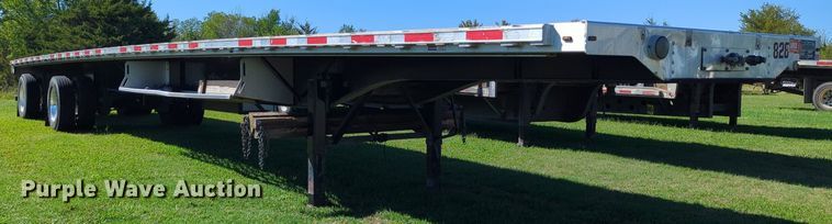 image for item LY9433 2017 Transcraft 554C flatbed trailer