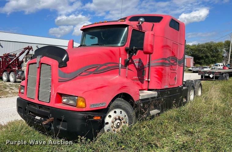 image for item MG9489 1996 Kenworth T600  semi truck