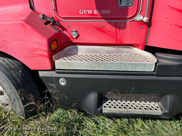 image for item MG9489 1996 Kenworth T600  semi truck