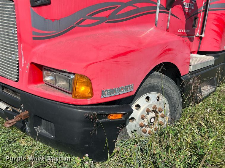 image for item MG9489 1996 Kenworth T600  semi truck