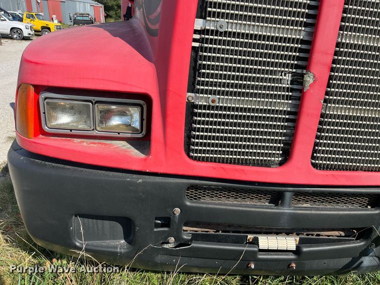 image for item MG9489 1996 Kenworth T600  semi truck