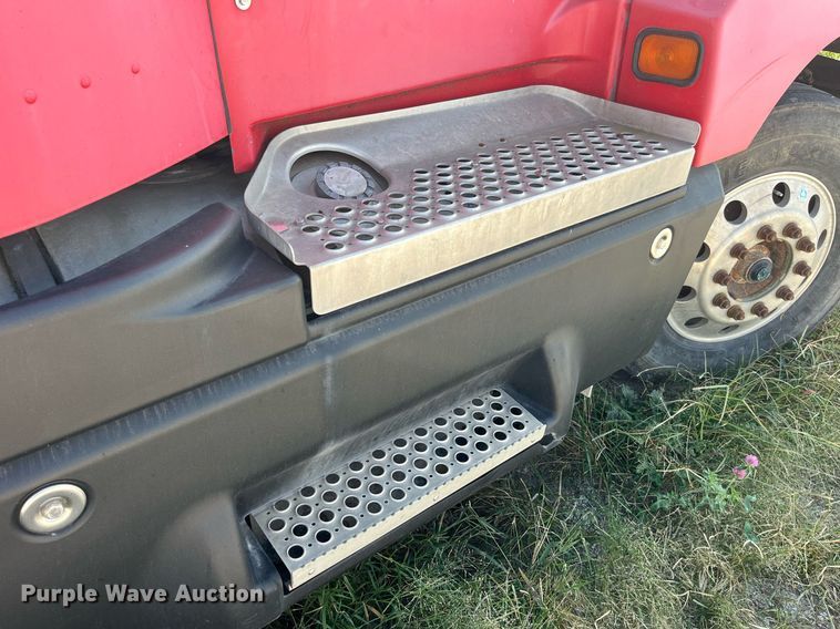 image for item MG9489 1996 Kenworth T600  semi truck