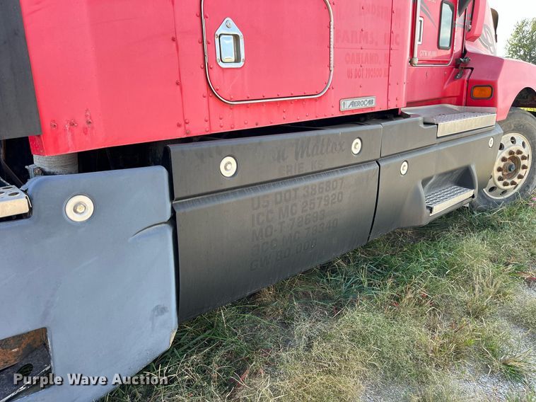 image for item MG9489 1996 Kenworth T600  semi truck