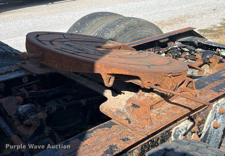 image for item MG9489 1996 Kenworth T600  semi truck