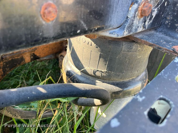 image for item MG9489 1996 Kenworth T600  semi truck