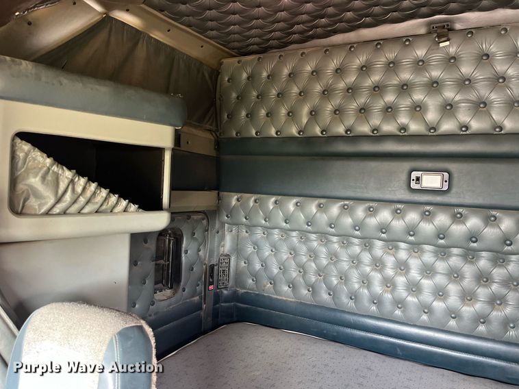 image for item MG9489 1996 Kenworth T600  semi truck