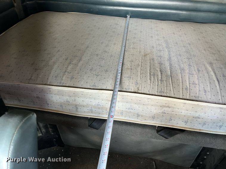 image for item MG9489 1996 Kenworth T600  semi truck