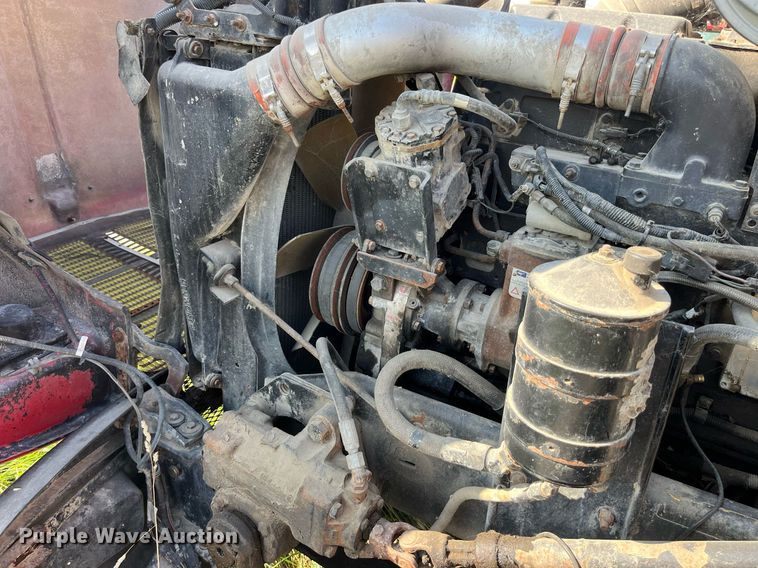 image for item MG9489 1996 Kenworth T600  semi truck