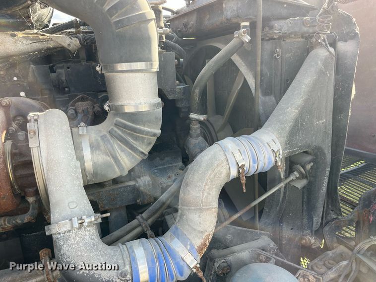 image for item MG9489 1996 Kenworth T600  semi truck