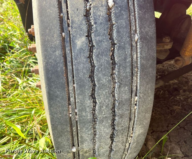 image for item MG9489 1996 Kenworth T600  semi truck