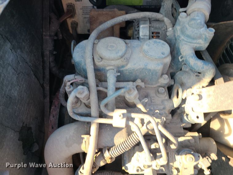 image for item MJ9325 2016 Freightliner Cascadia  semi truck