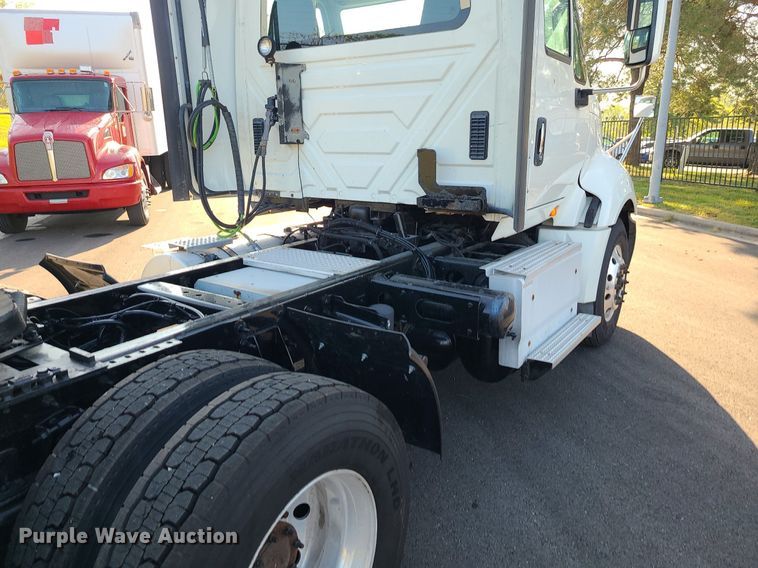 image for item MJ9327 2016 International ProStar+ 122  semi truck