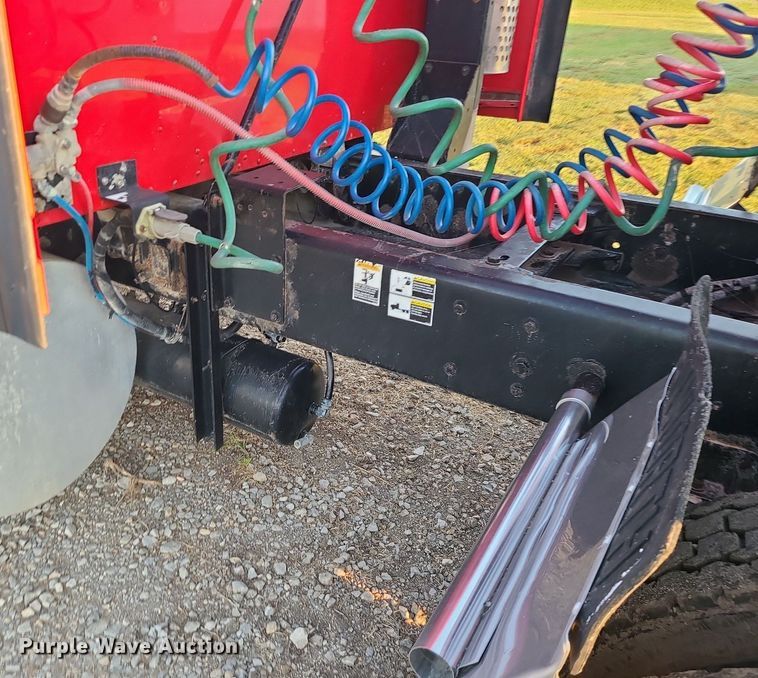 image for item MJ9329 2002 Kenworth  semi truck