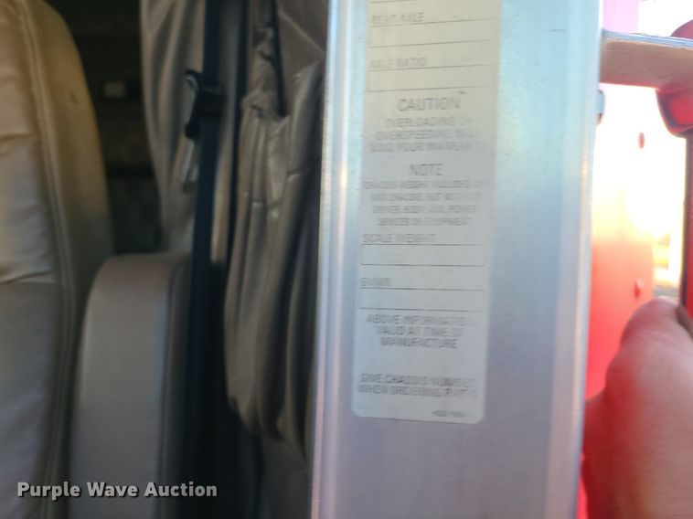 image for item MJ9329 2002 Kenworth  semi truck