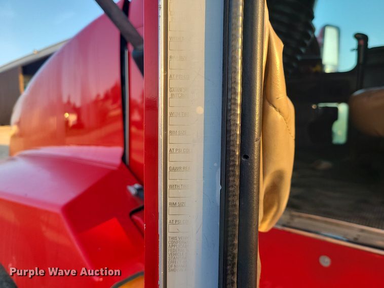 image for item MJ9329 2002 Kenworth  semi truck