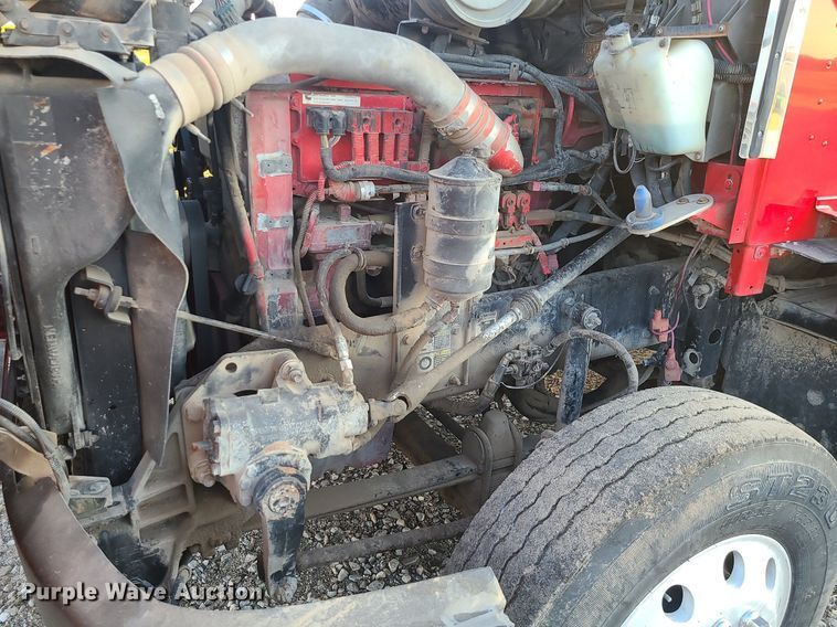 image for item MJ9329 2002 Kenworth  semi truck