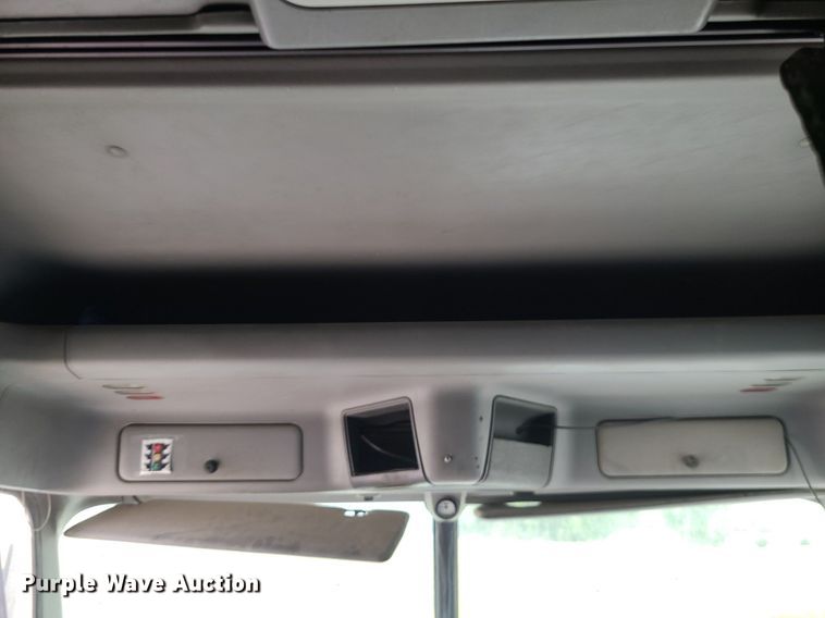 image for item MJ9388 1997 Freightliner  semi truck