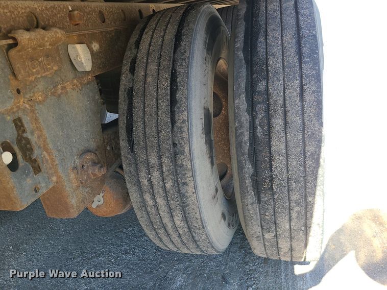 image for item MJ9393 2003 Great Dane 7411TP-SA  dry van trailer