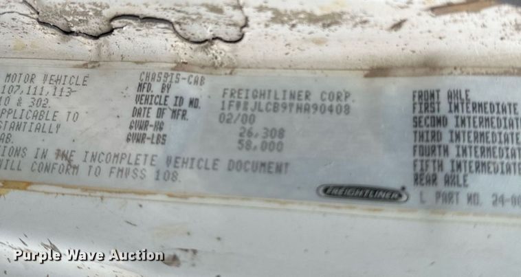 image for item MQ9410 2000 Freightliner FL80  dump truck