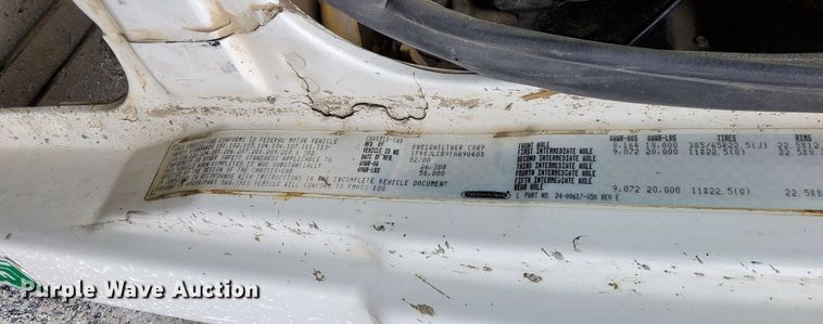 image for item MQ9410 2000 Freightliner FL80  dump truck